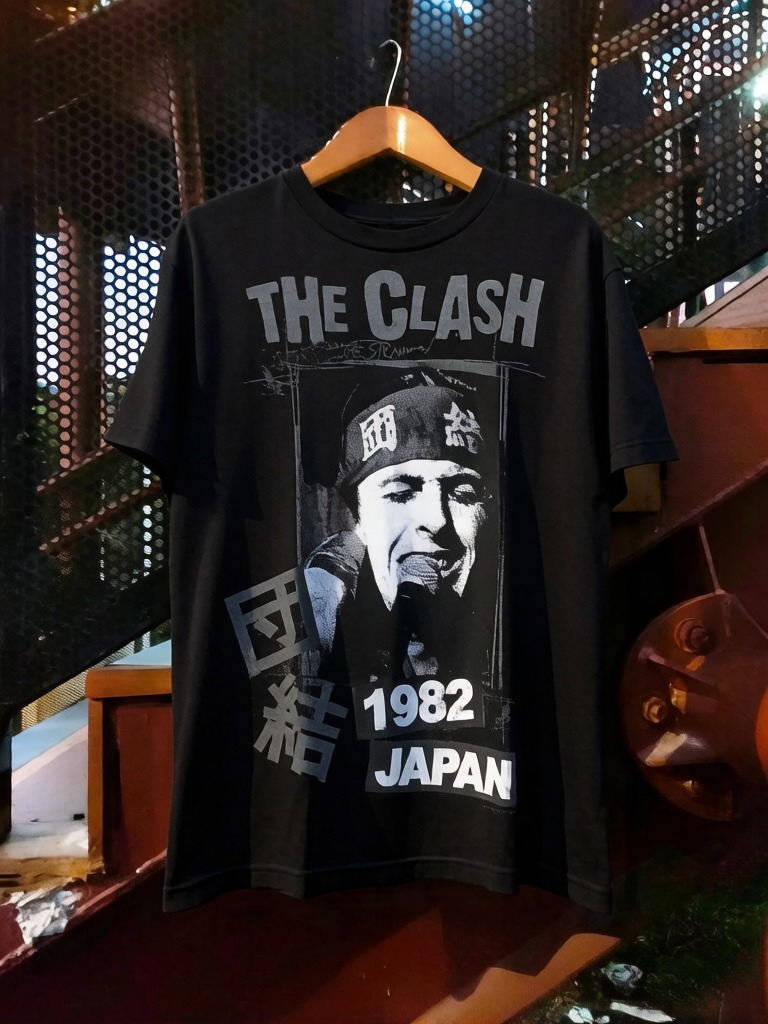 Kaus Summer The Clash London C - Summer Clothing London ulasan dan harga